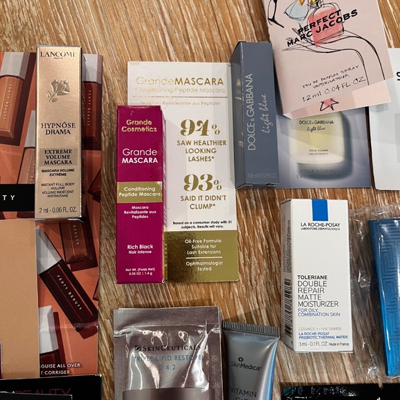 33 NWT Travel Size Beauty Minis - Picture 6 of 9